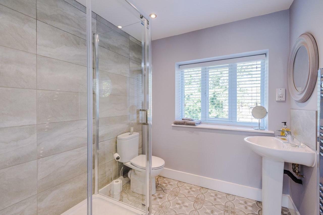 Lymm Boutique Rooms Luaran gambar