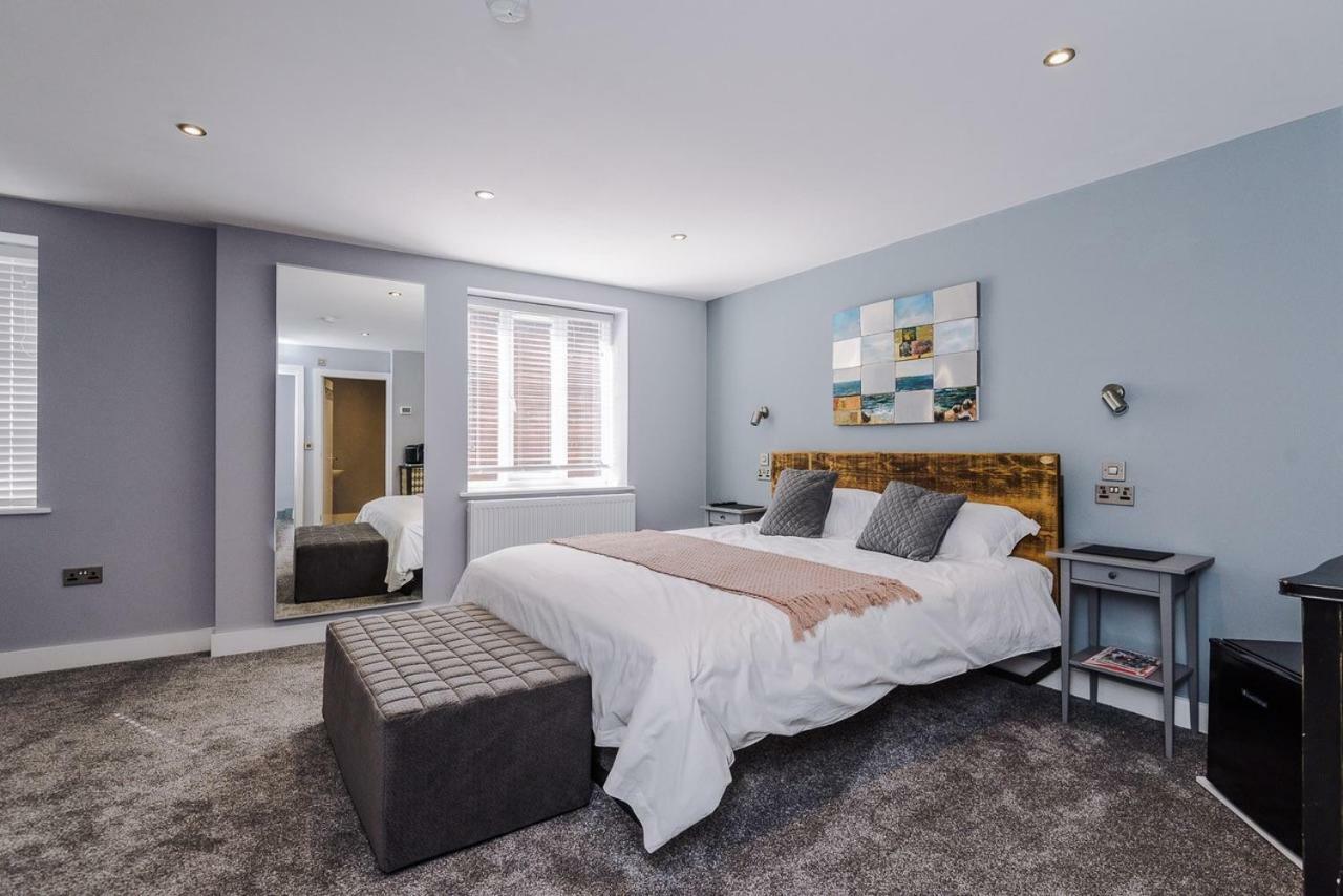 Lymm Boutique Rooms Luaran gambar